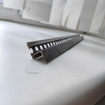 Планка рядовая с затиркой